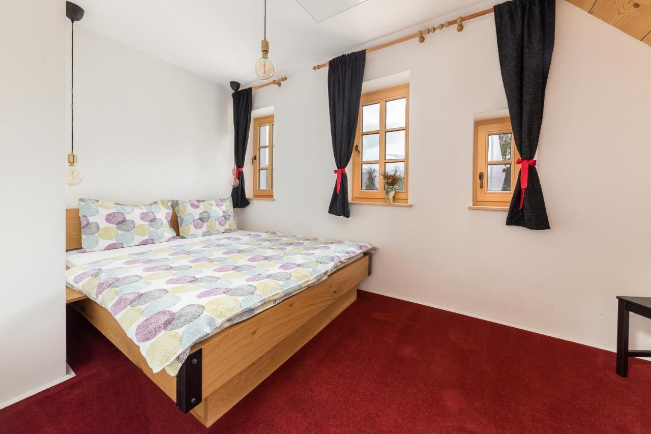 Ferienwohnung Hisa Na Soncu / Sun House Zgornje Gorje Exterior foto